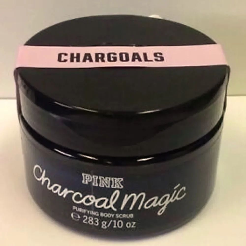 🛍Victoria’s Secret Pink charcoals bady wash